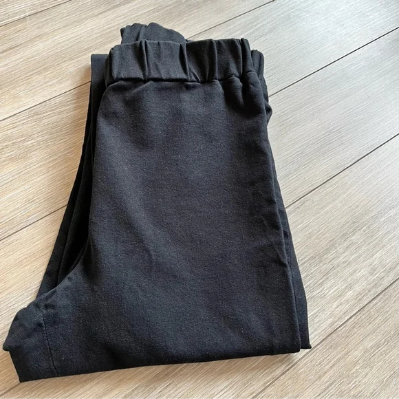 COS Black Pull On Trousers, Slim Fit Straight Leg Elasticized Waist, Size 6 - Picture 10 of 10